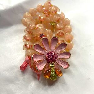 Betsey Johnson stretchy flower bracelet